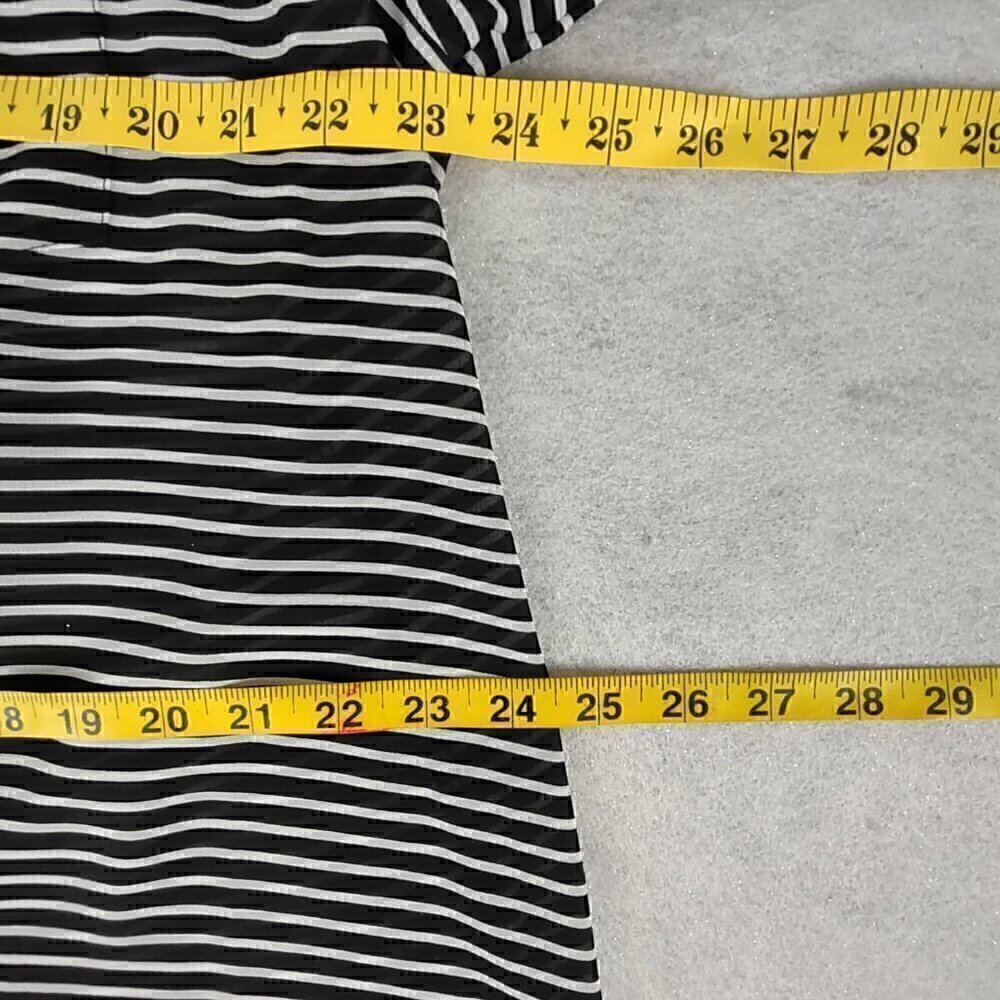Torrid Black & White Striped Semi-Sheer 3/4 sleeve V-neck Tunic Top Sz 2 = US 18 - Picture 9 of 15